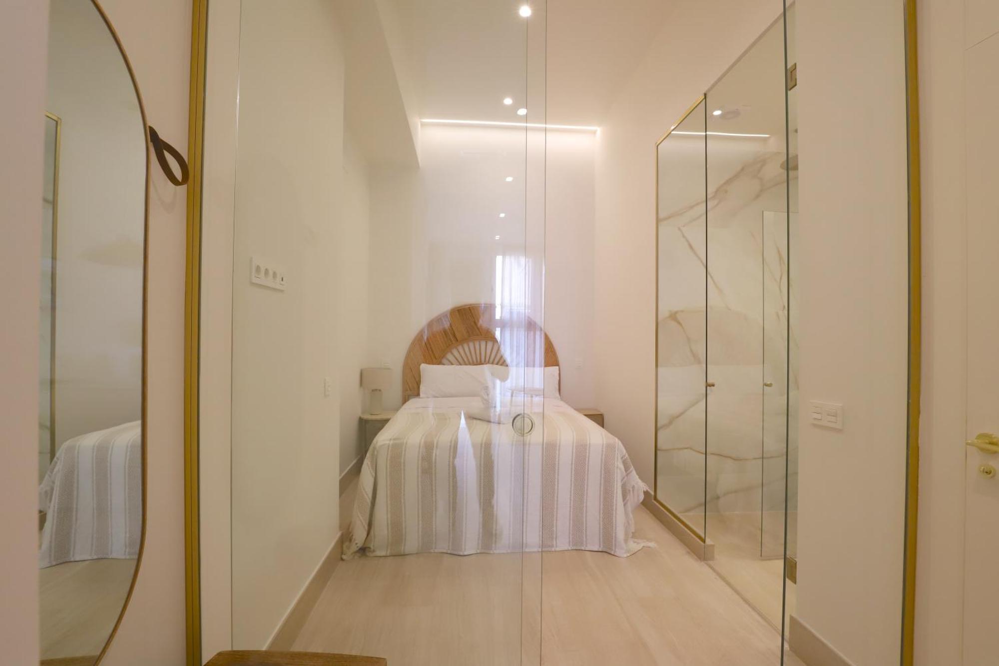 Apartamentos Orilla Del Bernabeu มาดริด ภายนอก รูปภาพ