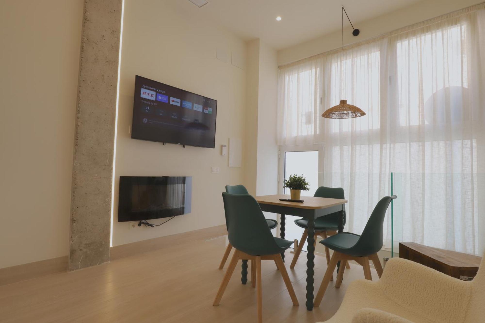 Apartamentos Orilla Del Bernabeu มาดริด ภายนอก รูปภาพ